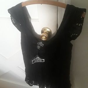 Black cap sleeve womens top